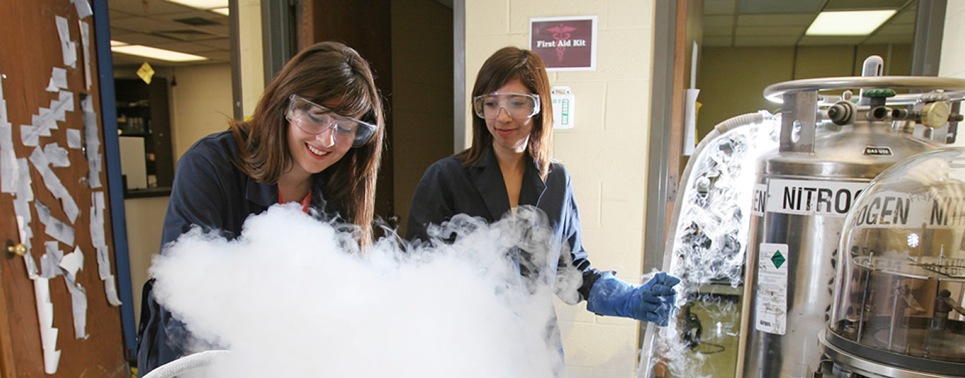 Two students in a lab 
